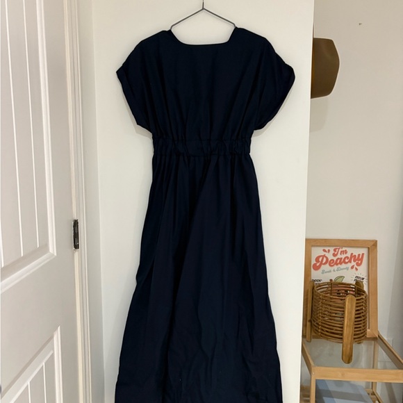 Elegant Navy Blue Women's Dress - Picture 3 of 3